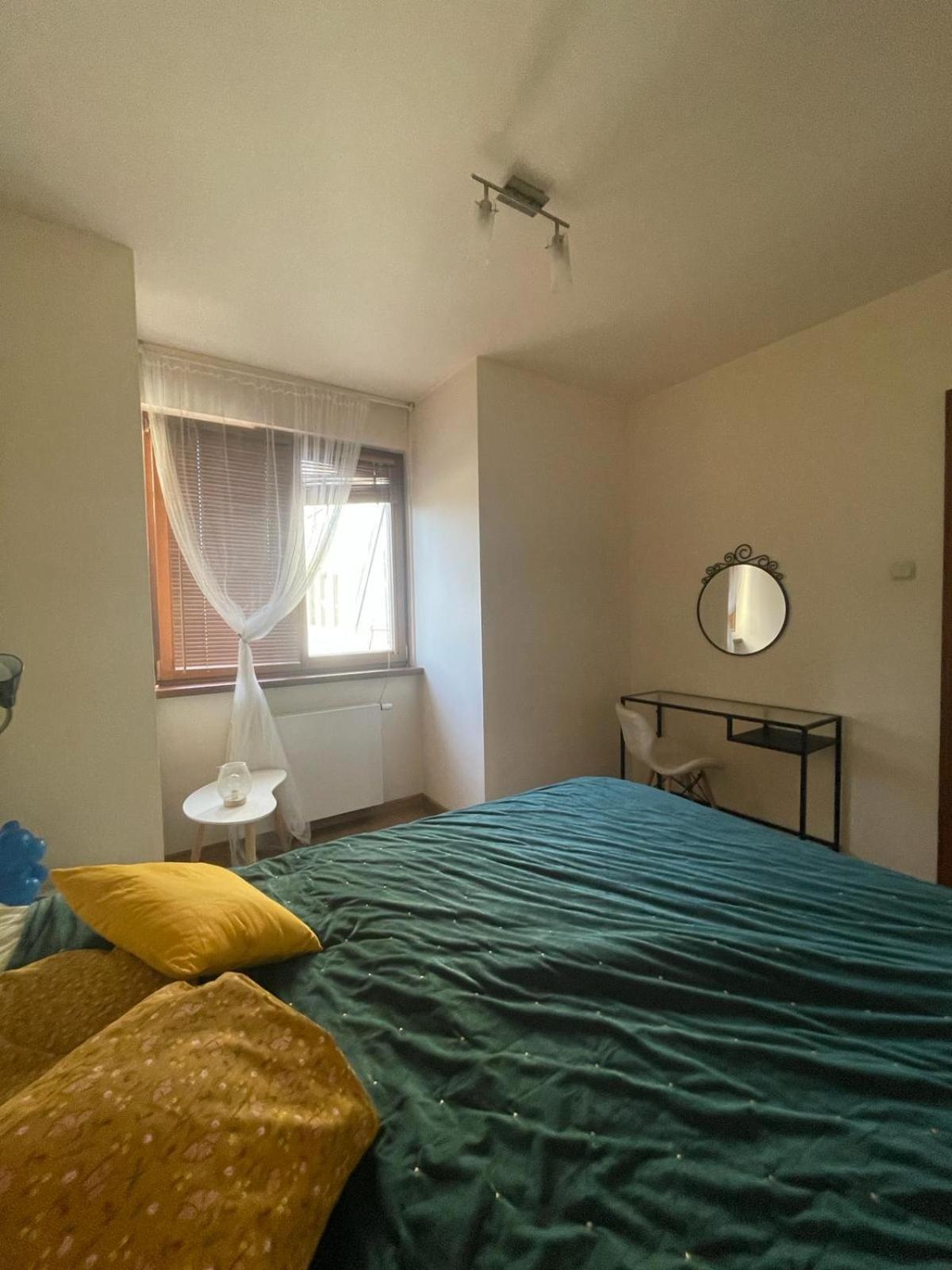 Przystan Dolnych Mlynow Apartamento Cracóvia Exterior foto